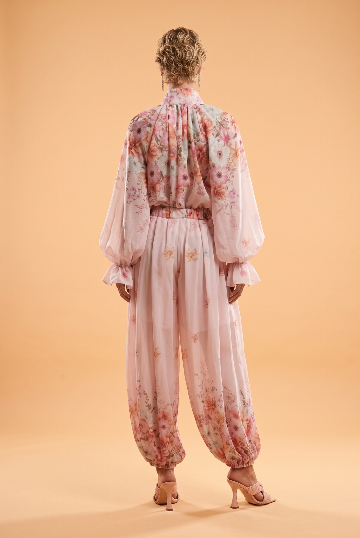 Long-Sleeve Floral Shirt with Button Detail